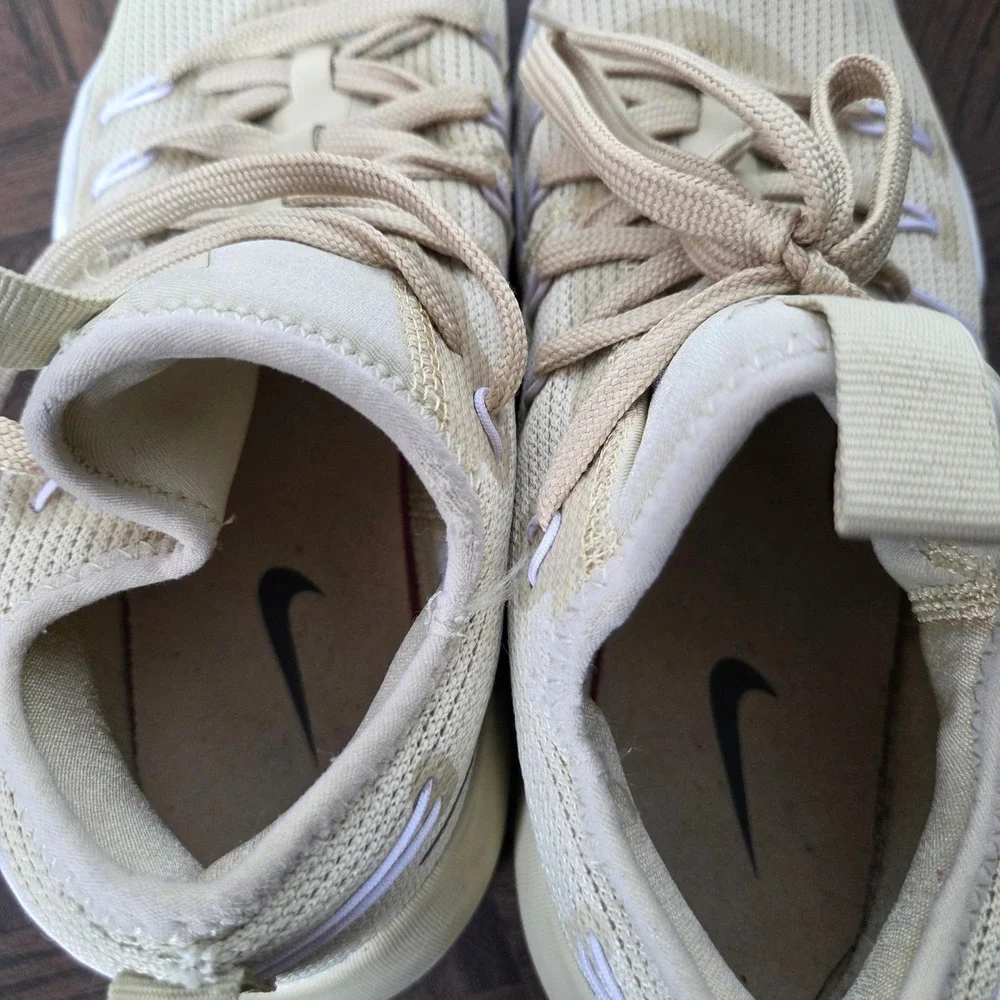 Nike Hypershift TB basketball‎ shoes tan sneakers womens size 8.5